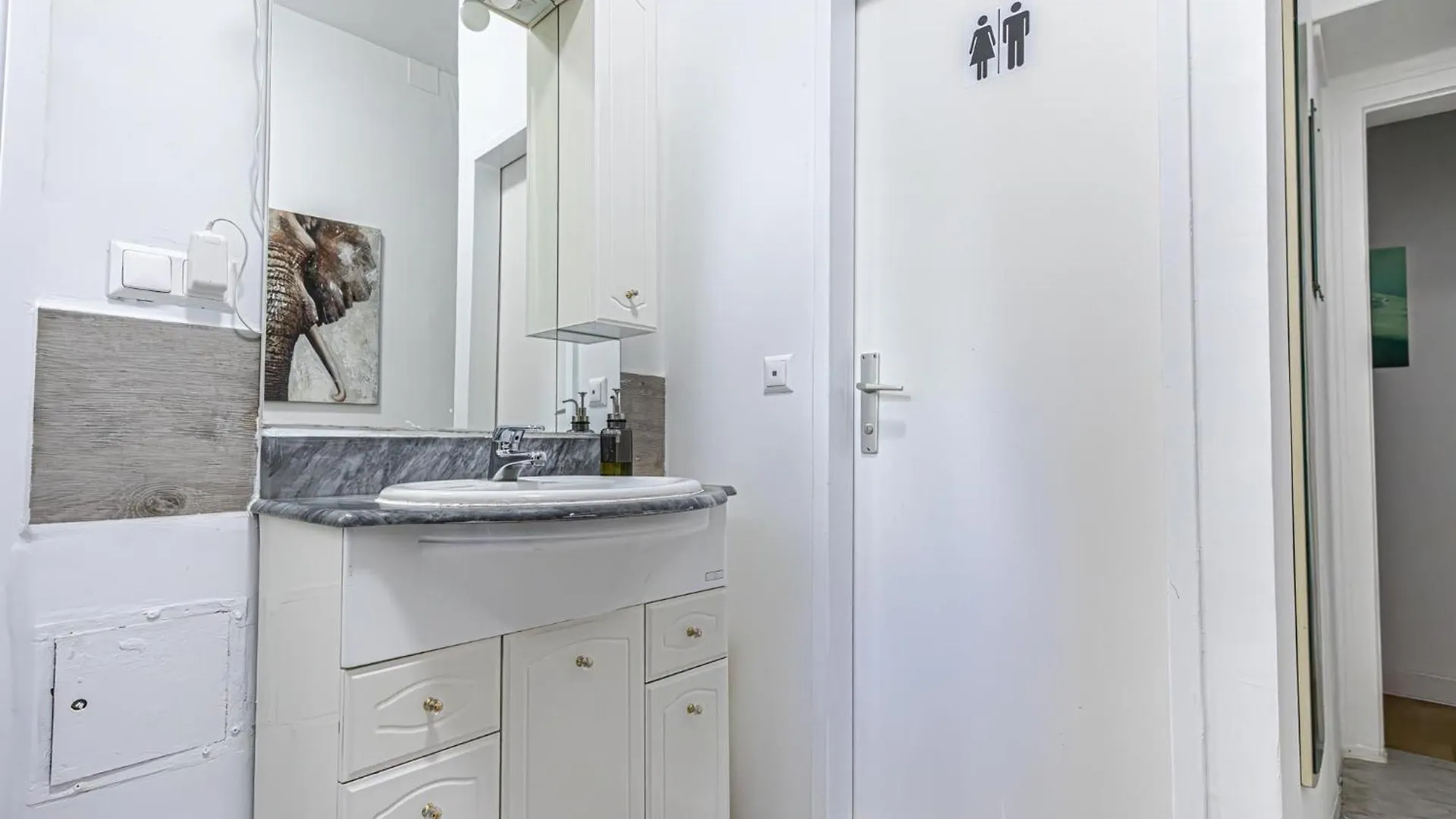 Nice 4Br Apt For Up To 8P, 6-Min To Lugner City Vienna